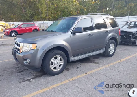 2010 Ford Escape Xlt из США, поврежденный, VIN 1FMCU0D79AKD46381